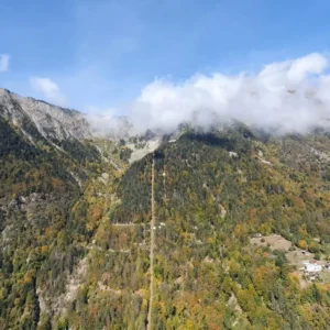 Vue sur le kilometre vertical de Fully, Valais kmertifly