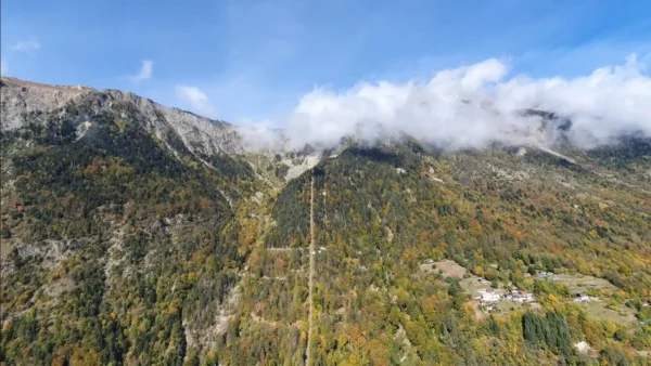 Vue sur le kilometre vertical de Fully, Valais kmertifly